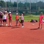 Sportovní den na atletickém stadionu Jiskra